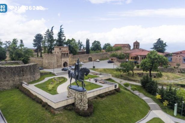 „ბატონის ციხის“ არქიტექტურული კომპლექსი დღემდე შემორჩენილი ერთადერთი სამეფო სასახლეა საქართველოში – ერეკლე მეორეს სახლ–მუზეუმი