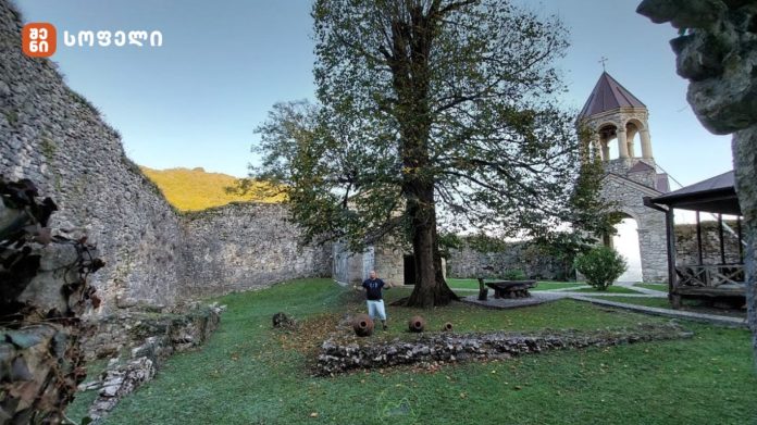 აბედათის ციხესიმაგრე სამეგრელოში – ერთ-ერთი უძველესი ციხე – სოფელი აბედათი, სადაც მოსახლეობა სამაგალითოდ უვლის თავის კულტურულ მემკვიდრეობას