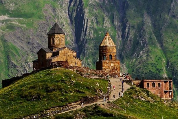შენი დასვენება — ტურიზმი, დასვენება და მოგზაურობა საქართველოში