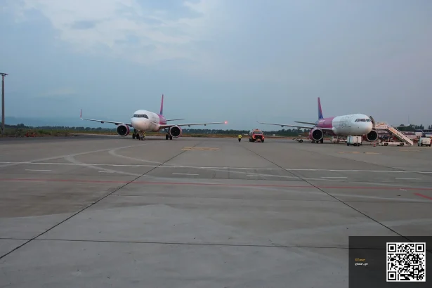 Wizz Air aircraft at Kutaisi Airport, the main gateway for Italian low-cost flights.