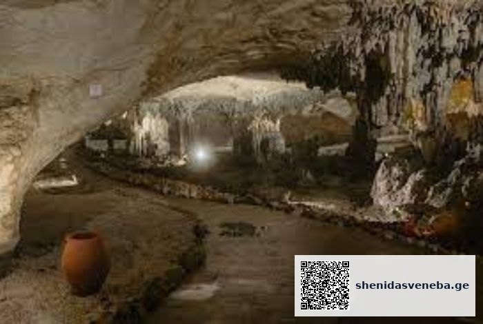 თეთრა მღვიმე პირველი ეკოტურისტული სივრცეა საქართველოში, სადაც თეთრი, ქათქათა ფერის ნაღვენთებით გამორჩეულ, ულამაზეს და უძველეს მღვიმეში დაძველებული ღვინის დეგუსტაციას შეძლებთ | შენი დასვენება
